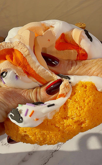 Scaredy Cat Sugar Cookie