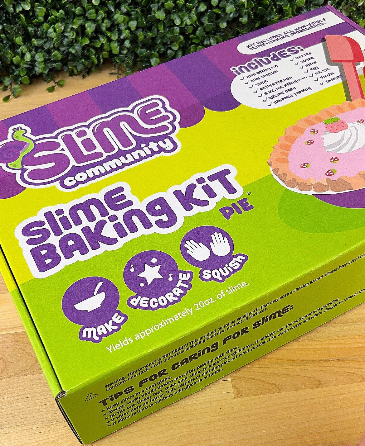 Strawberry Pie Slime Baking Kit
